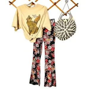 vintage hippie aesthetic clothes